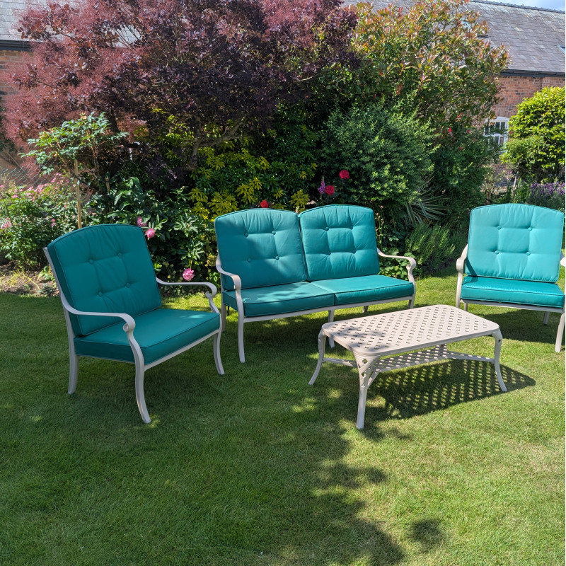 Four Seater Lounge Set .